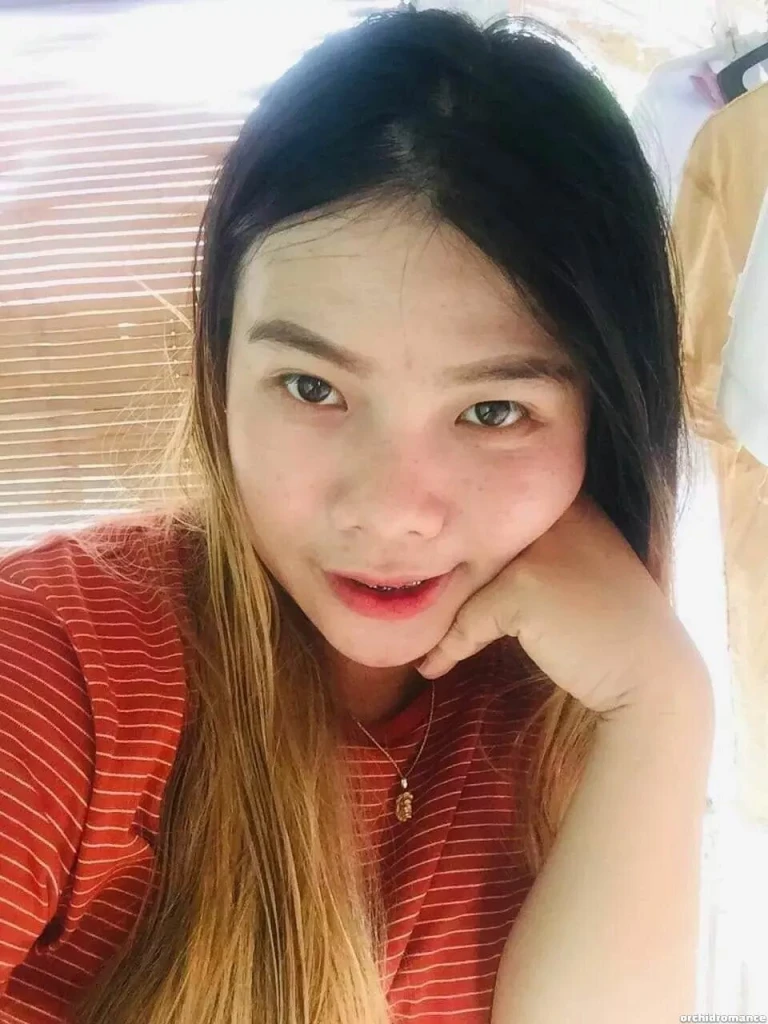 Alovia Profile image 5