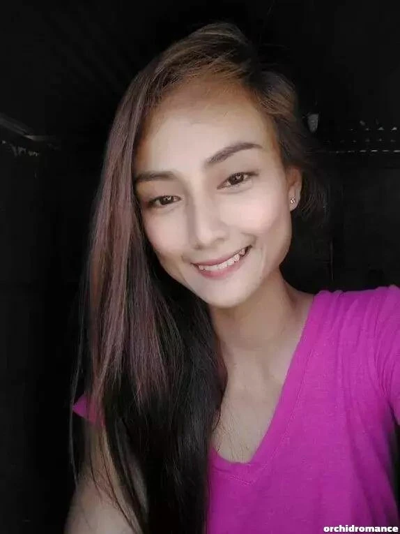 Marianel Profile image 5