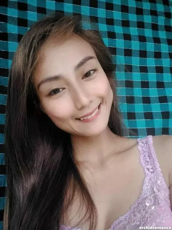 Marianel Profile image 6