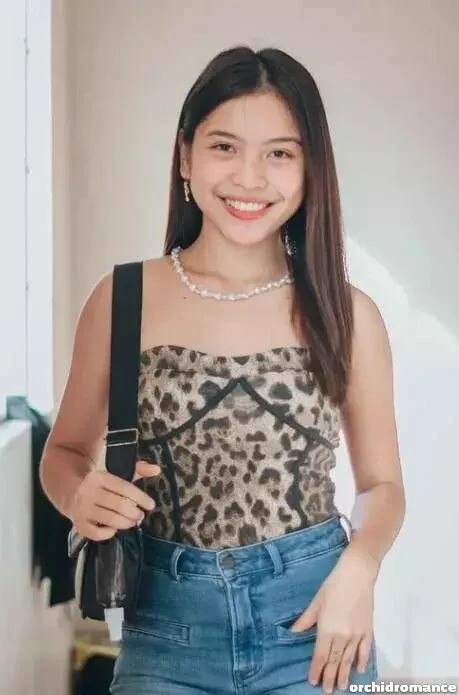 Jazmine Profile image 4