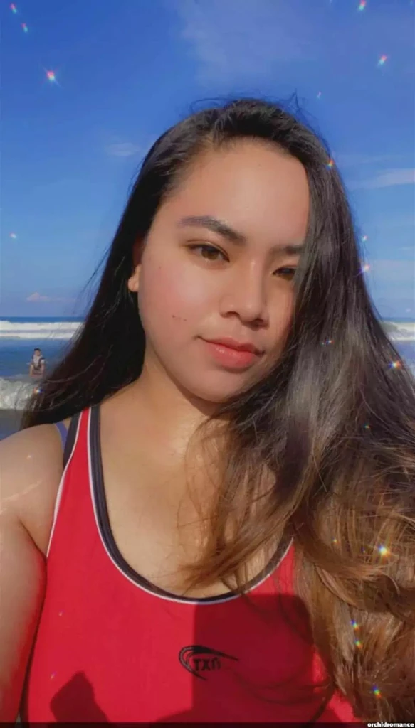 DONNA Profile image 2