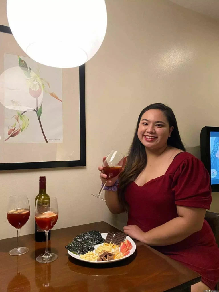 DONNA Profile image 3